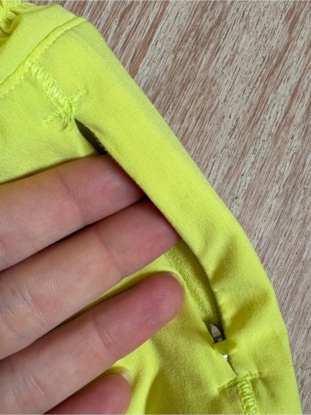 Lululemon Athletica Hotty Hot Low-Rise Lined Short 2.5 Inseam Electric Lemon - Picture 10 of 12